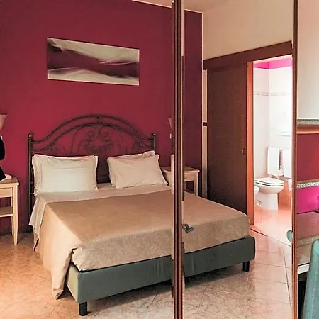 Benacus Hotel 3*