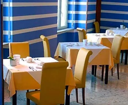 Benacus Hotel 3*
